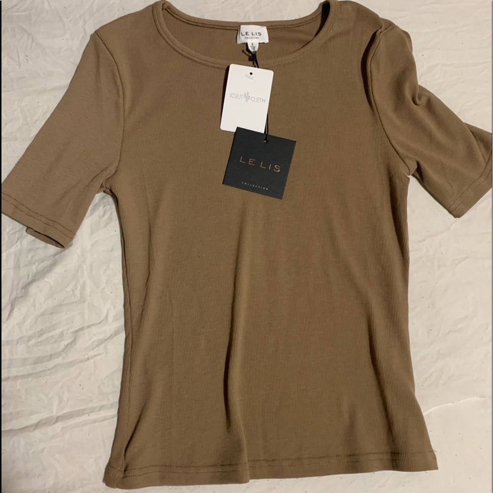 brand new tan basic tee perfect condition